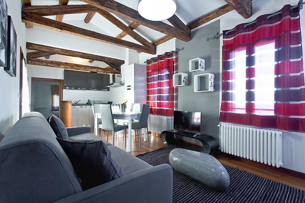 Good Wine Apartments Venedik Oda fotoğraf