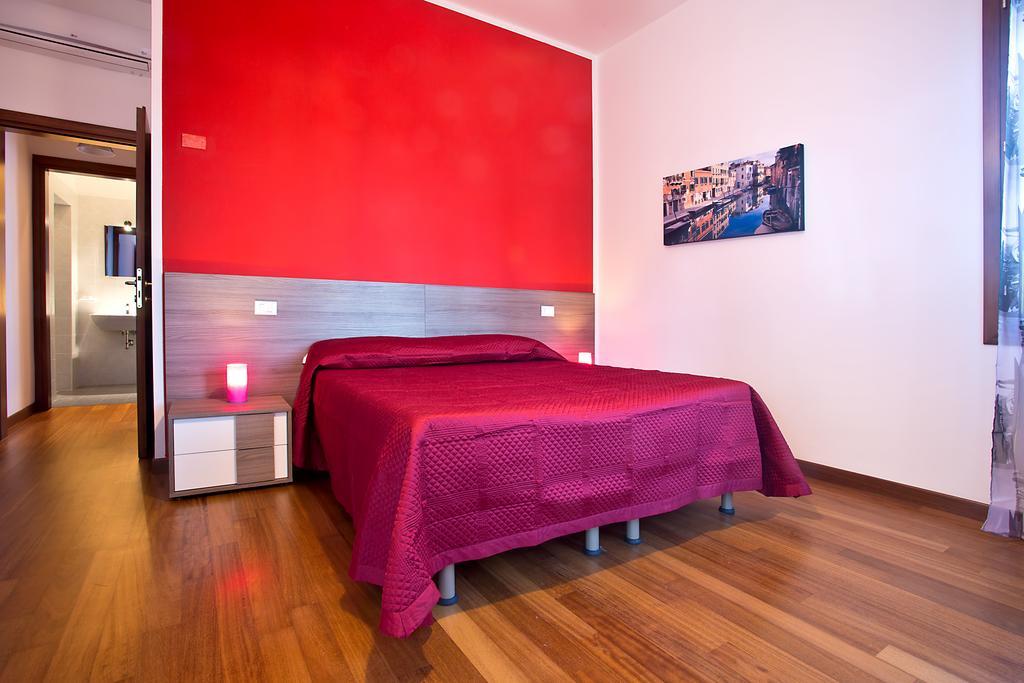 Good Wine Apartments Venedik Oda fotoğraf