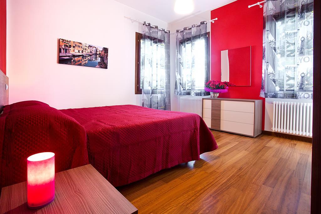 Good Wine Apartments Venedik Oda fotoğraf