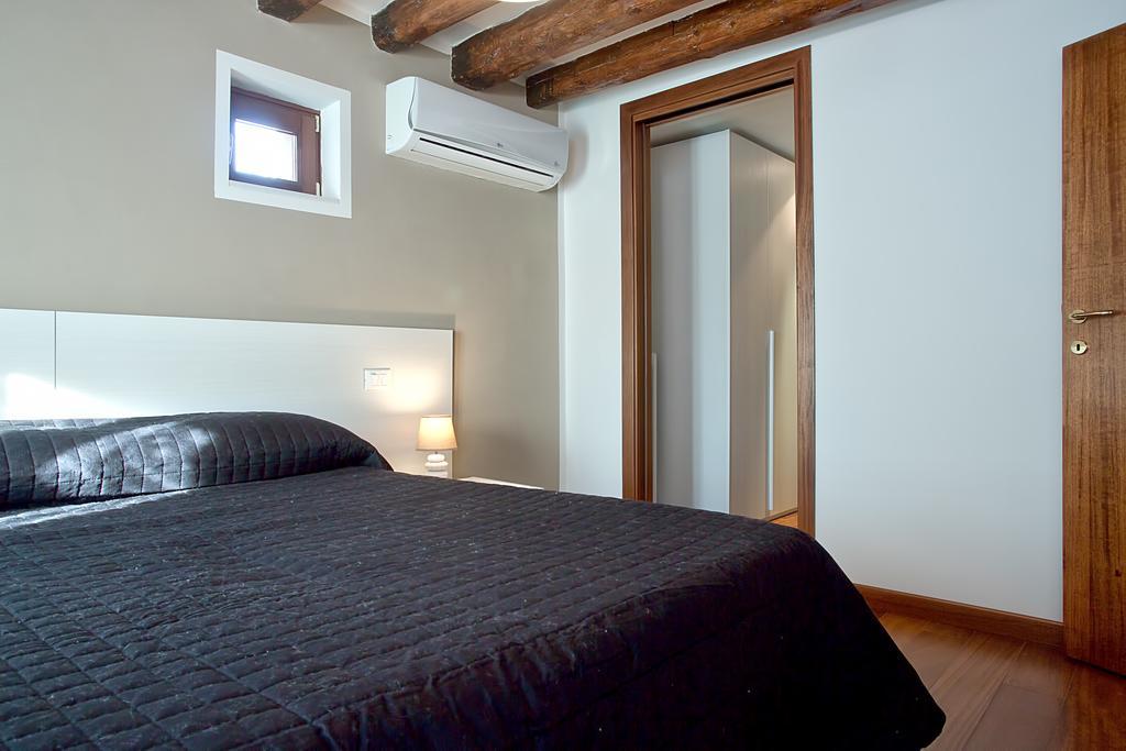 Good Wine Apartments Venedik Oda fotoğraf