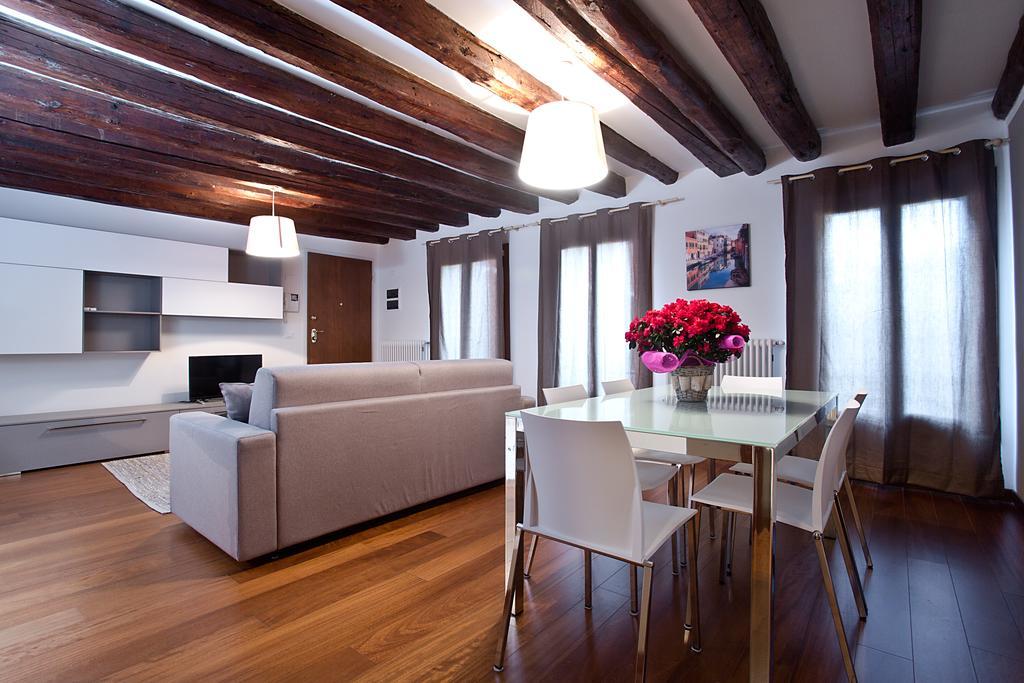Good Wine Apartments Venedik Oda fotoğraf