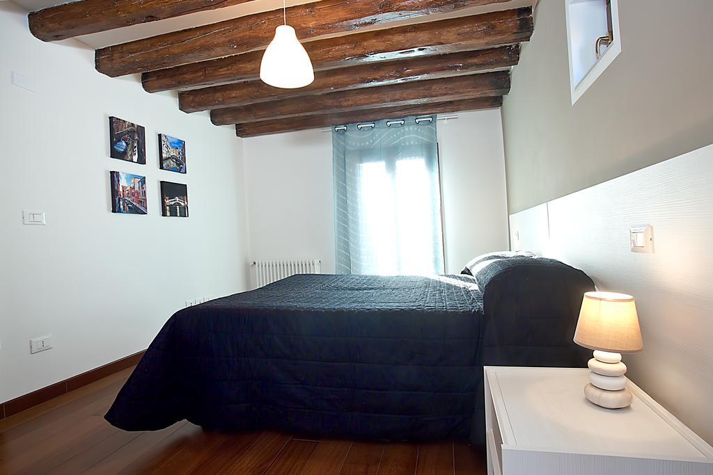 Good Wine Apartments Venedik Oda fotoğraf